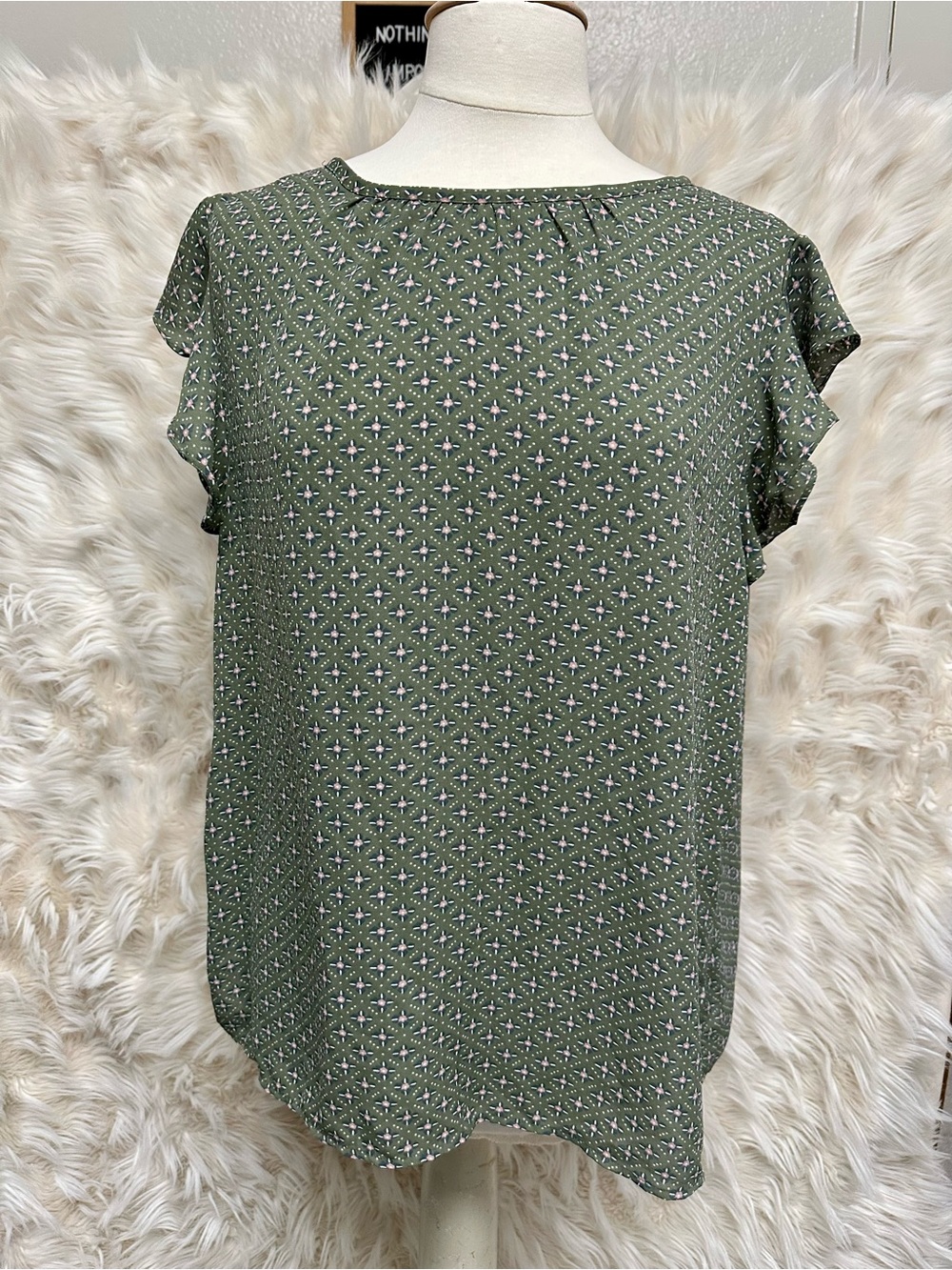LOFT Outlet Sage Green Floral Print Flutter Sleeve Blouse Size Large